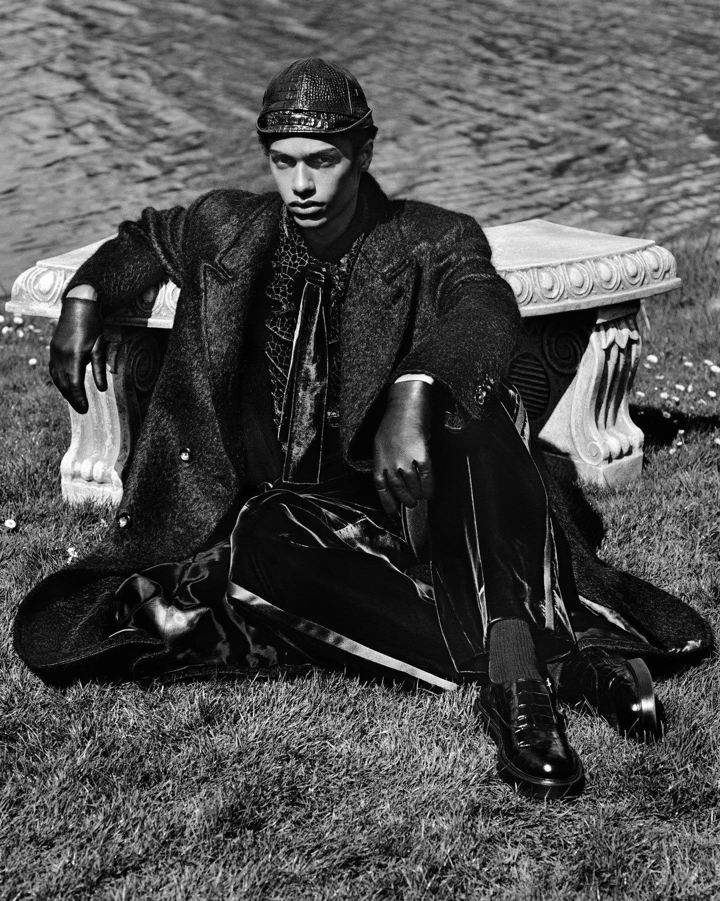 Emporio Armani Social Wall Editorial Page | Emporio Armani