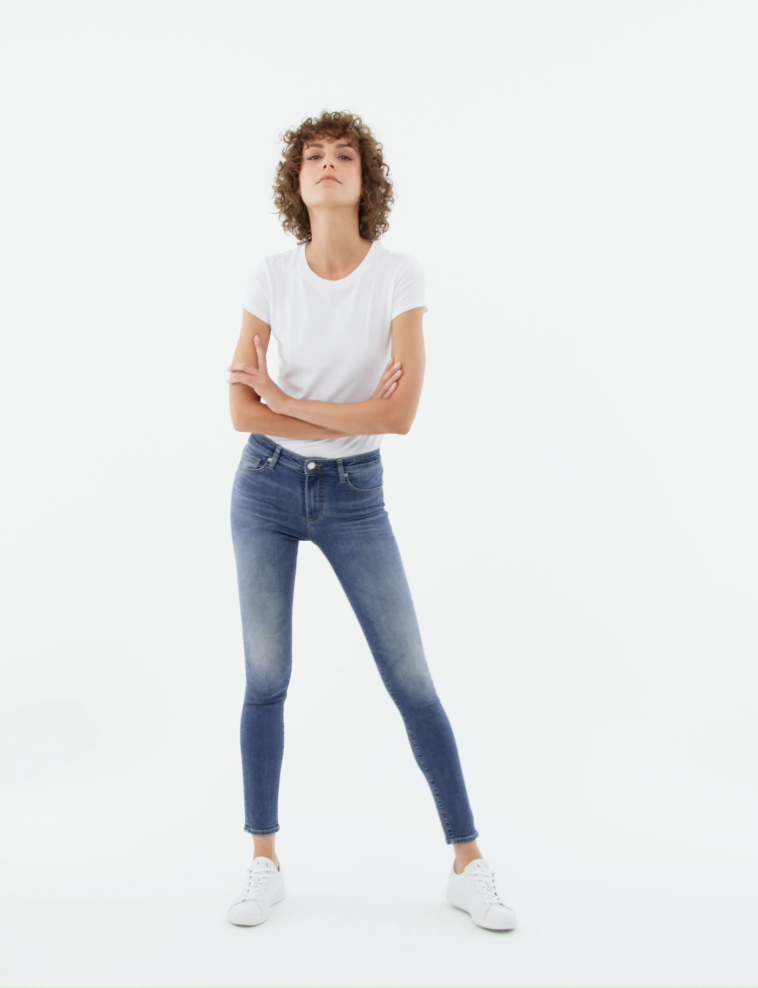 Women s Denim Guide A X Armani Exchange