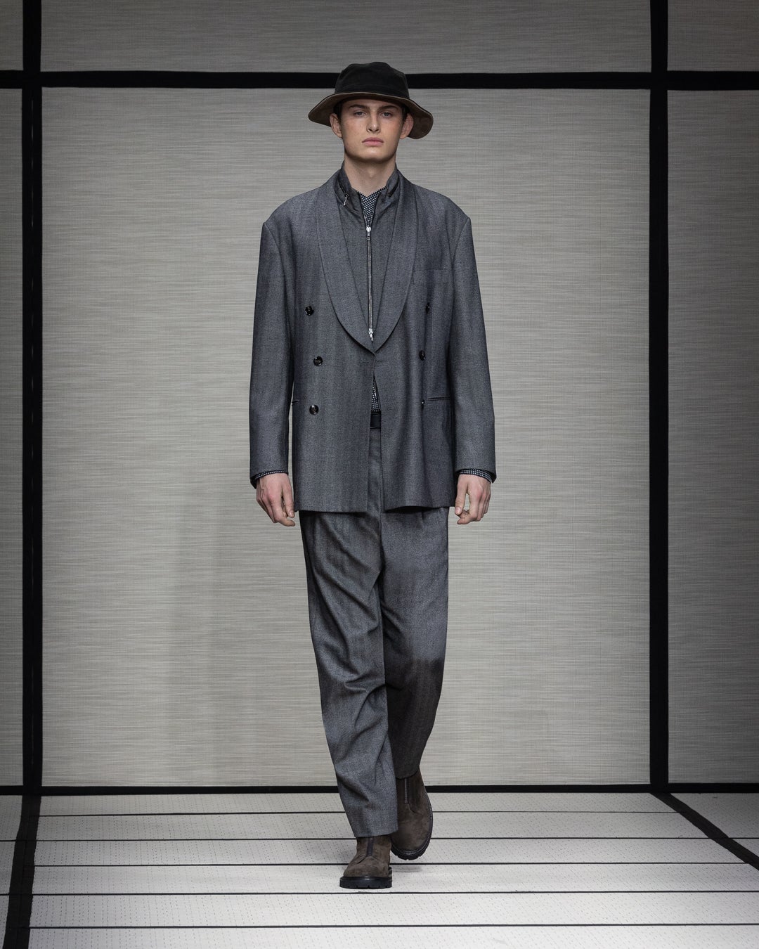 公式】ジョルジオ アルマーニ - 2026 年秋冬メンズファッションショー