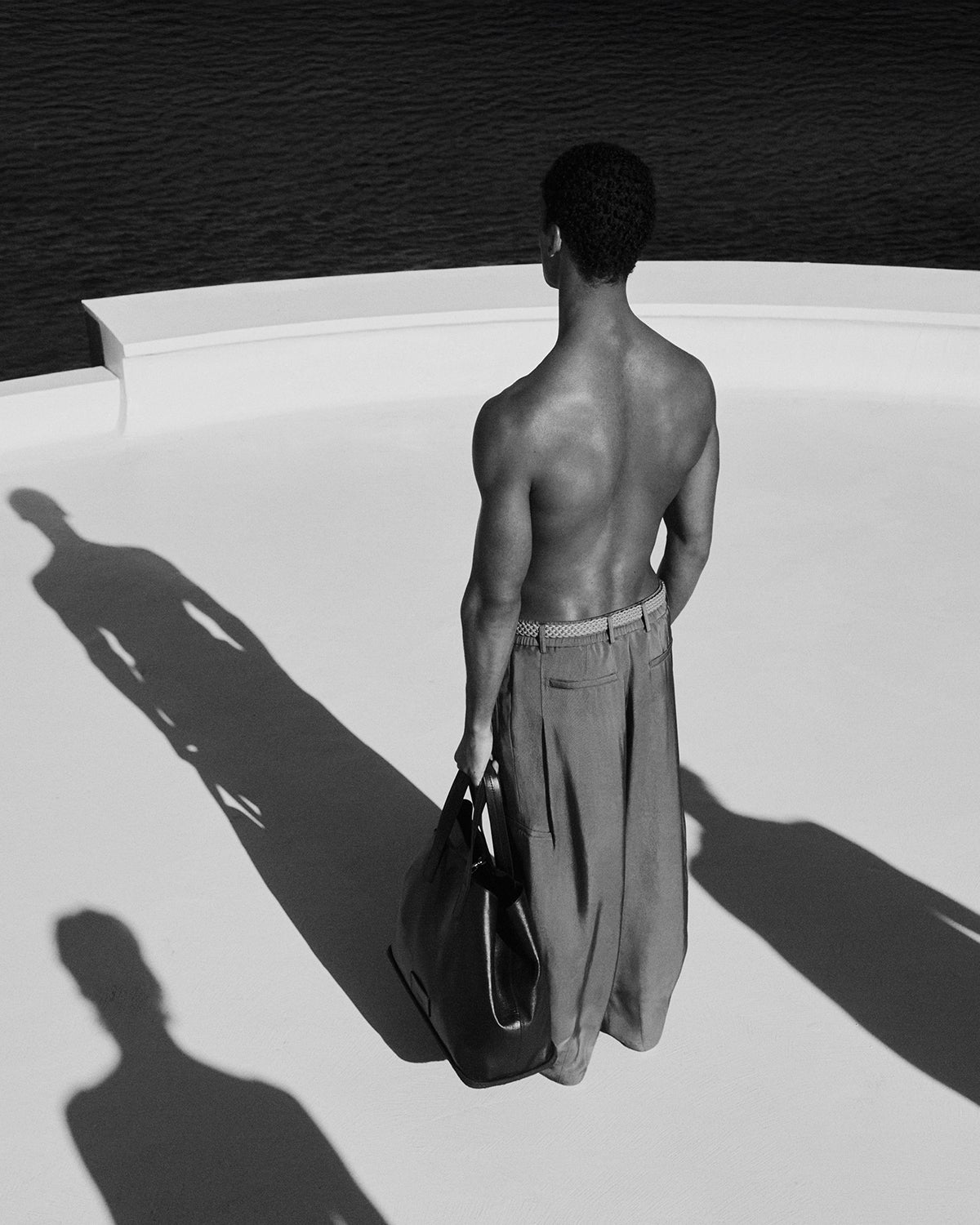 Giorgio Armani Exhibition ジェルマノセラントとハロルド The Signature of Summer.⁣⁣ ⁣⁣ Natural textures and calming