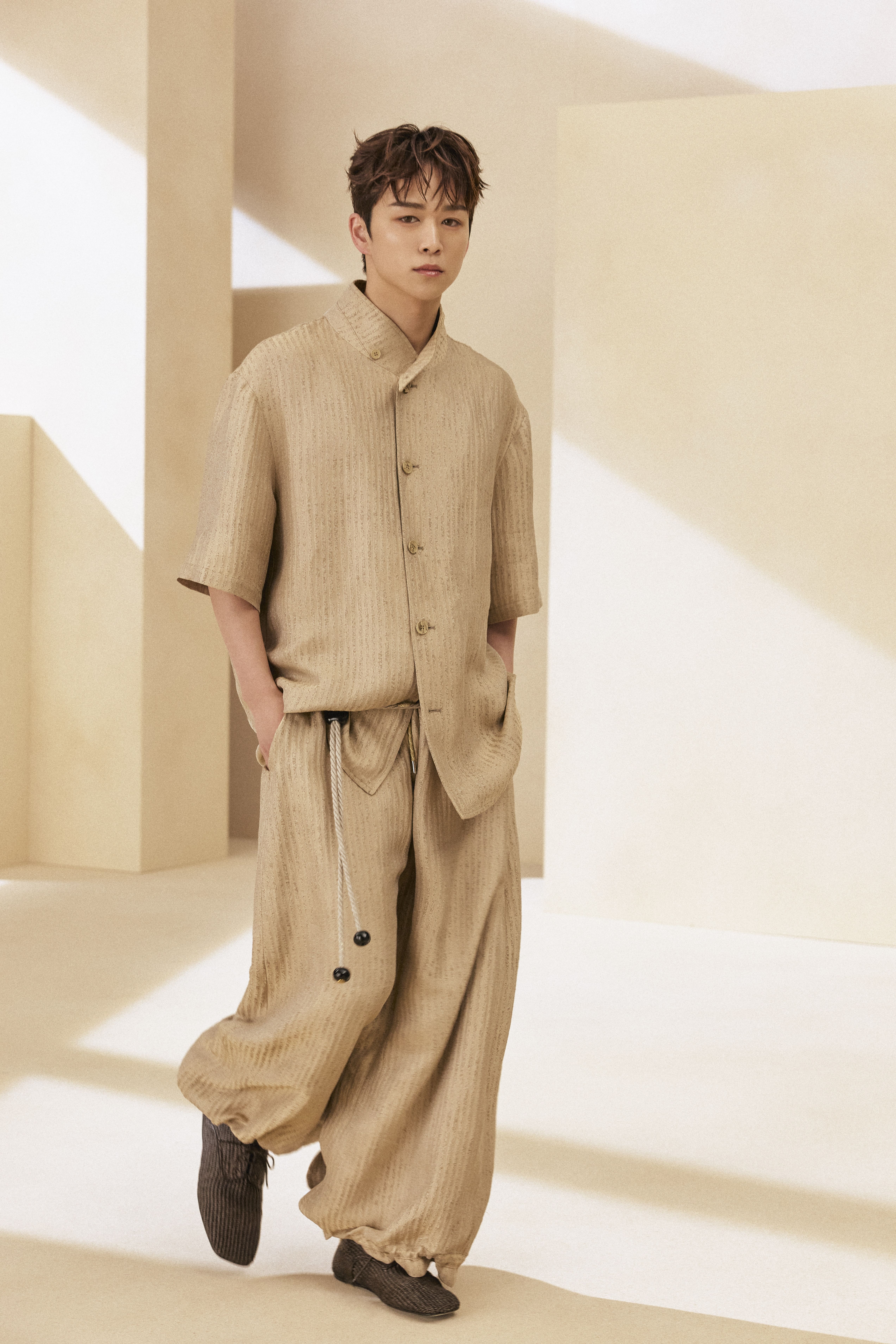 「エンポリオアルマーニ」新品 ストレッチ 上下セット インポートL(日本XL) アルマーニ ARMANI EMPORIO エンポリオ JP | 公式エンポリオ INI x