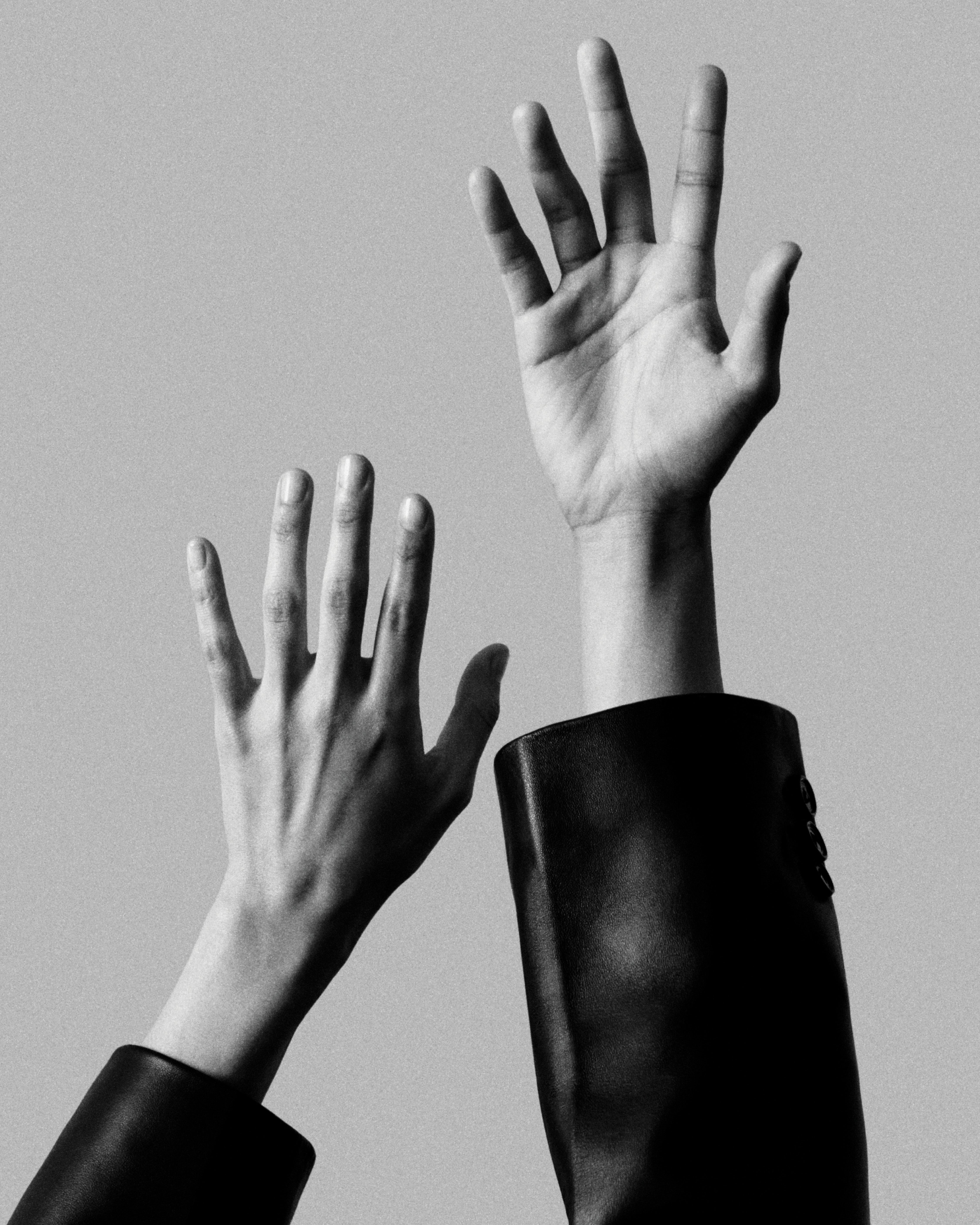 bottegaveneta_intrecciato_gesture