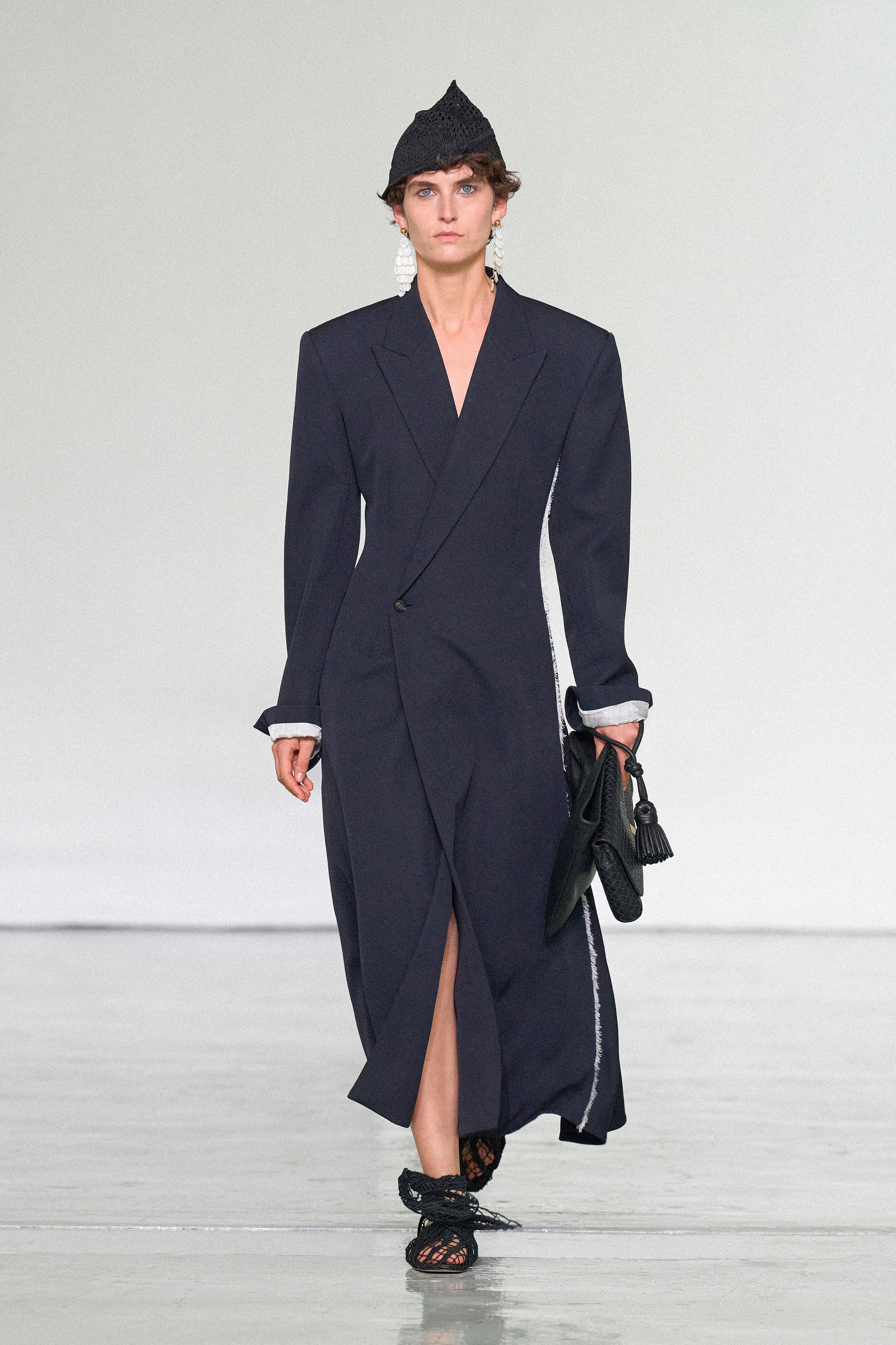 SUMMER27_LOOK_05_W_FIO00087