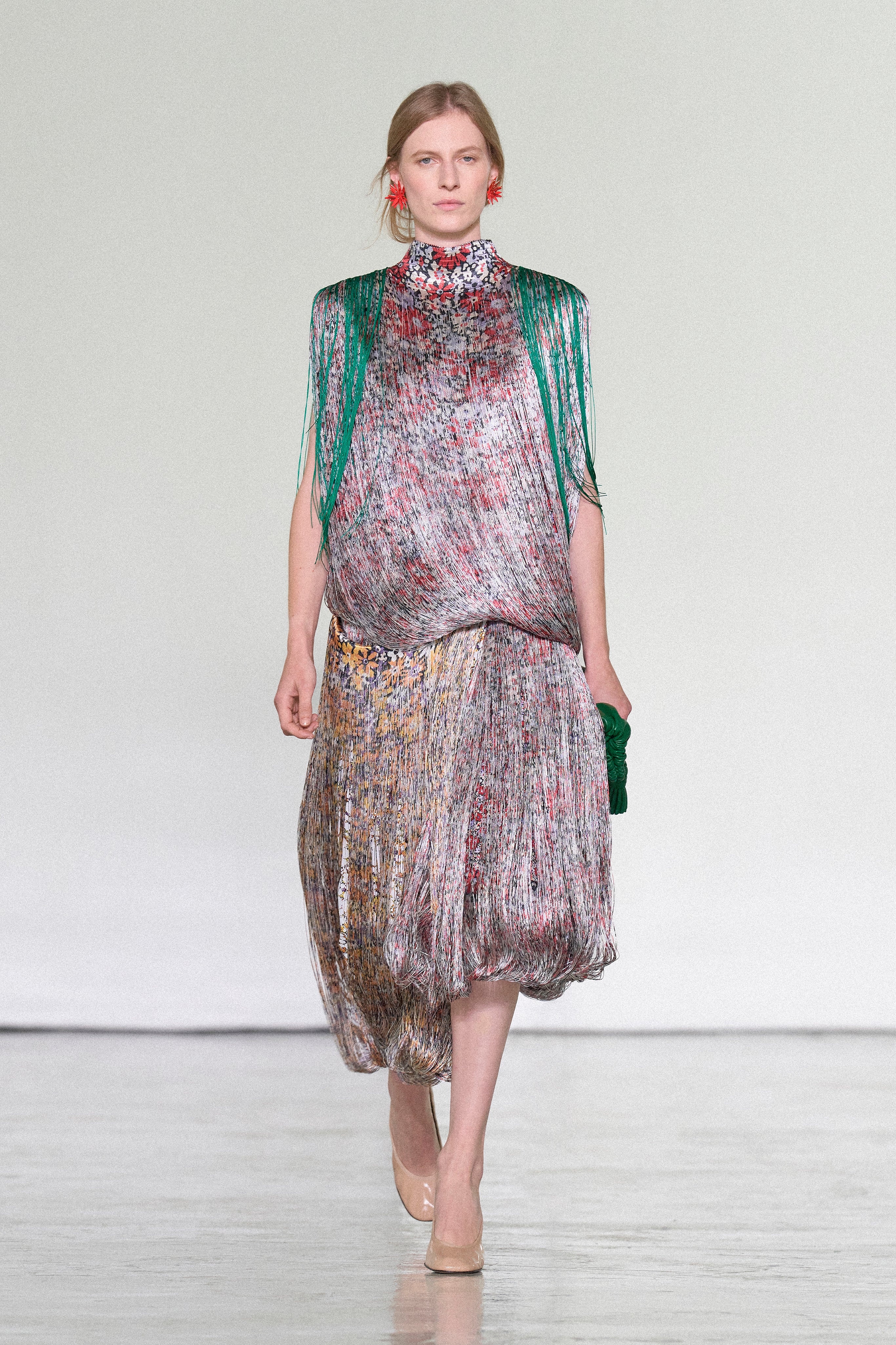 SUMMER27_LOOK_20_W_FIO00386
