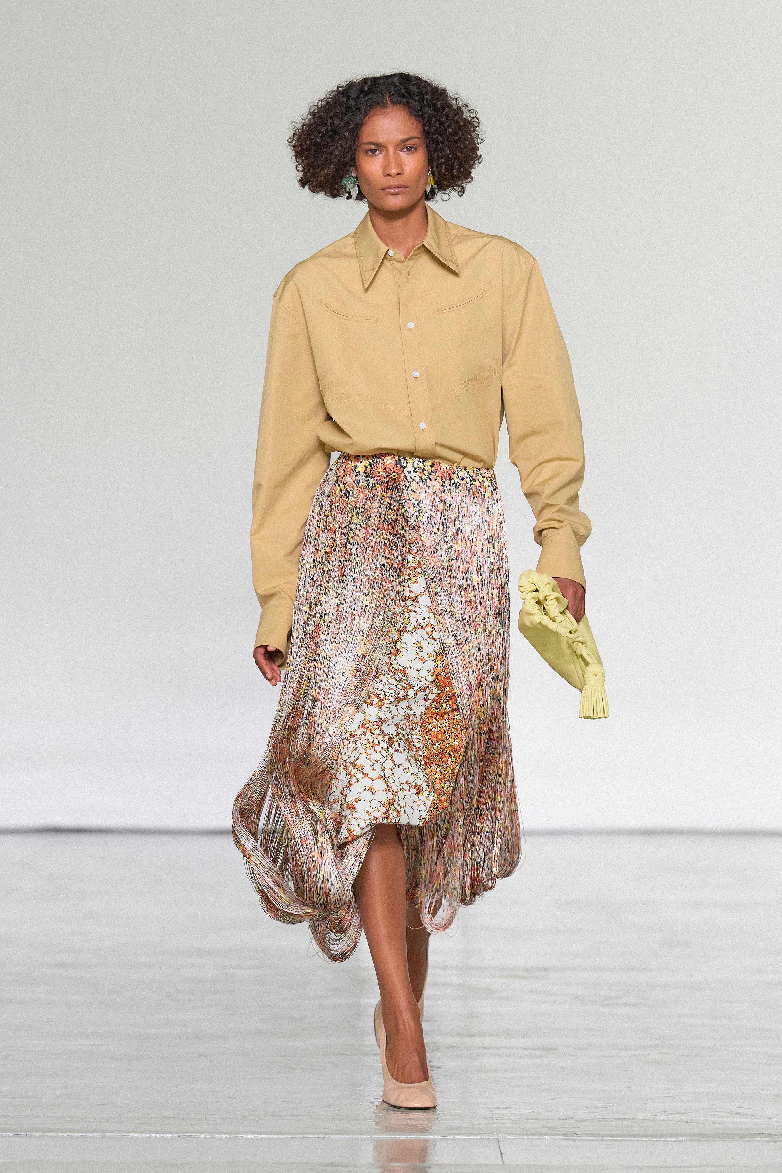 SUMMER27_LOOK_21_W_FIO00416