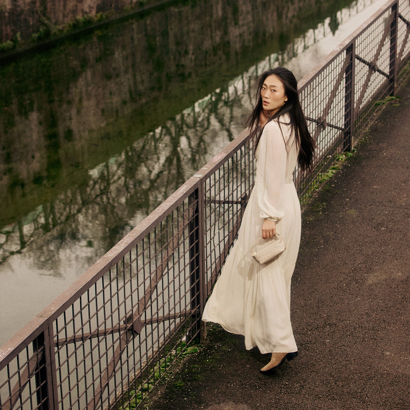 THE_ROOSTER_IMG1600x1600_2