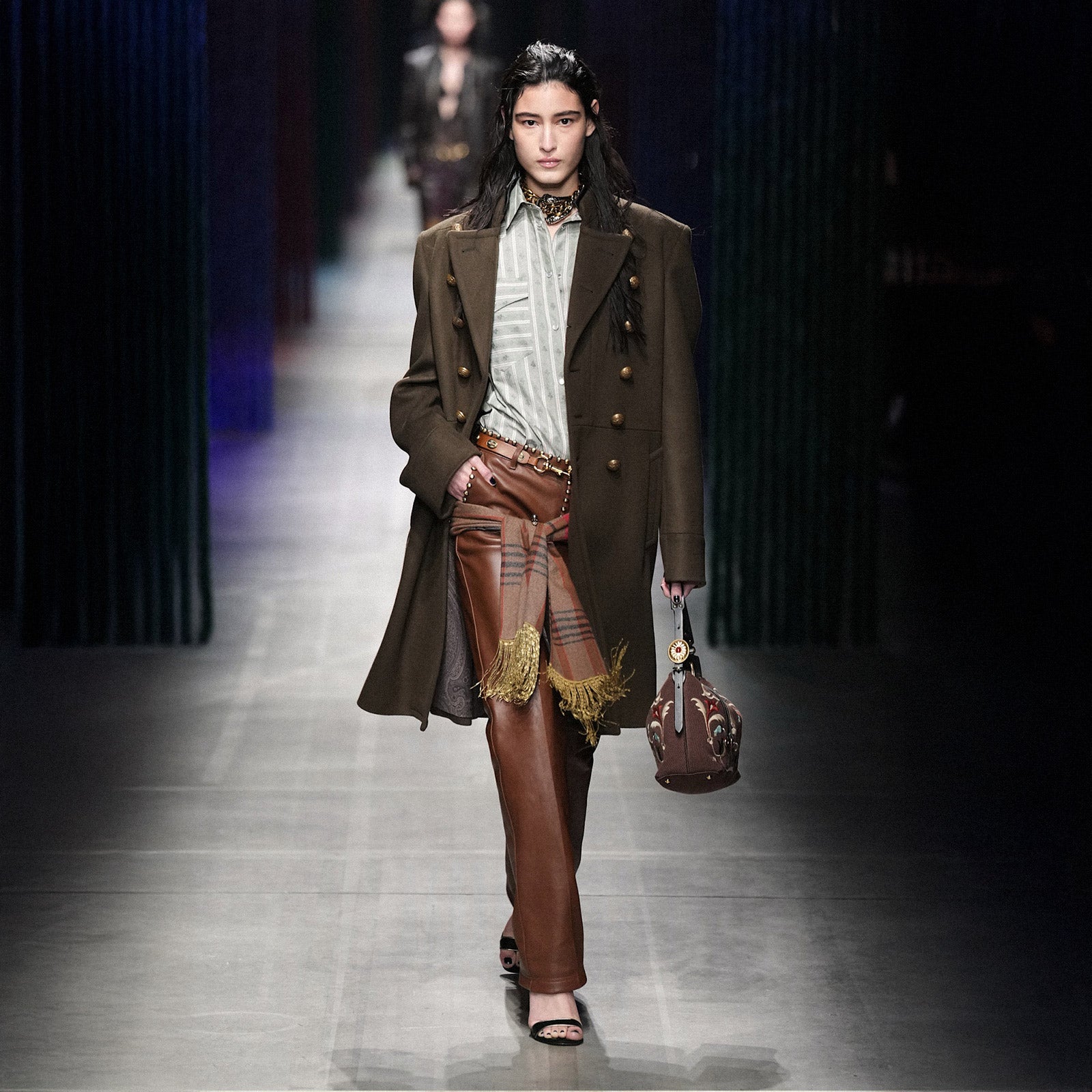 03_04_FASHION_W_THE_ROOSTER_IMG1600x1600_1