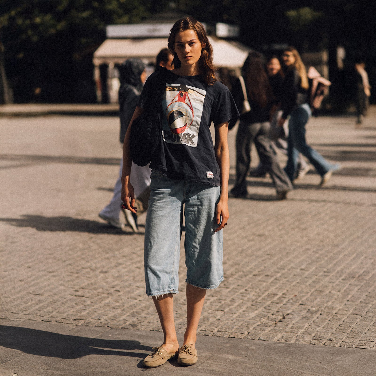 04_01_BERMUDA_THE_ROOSTER_IMG1600x1600_2