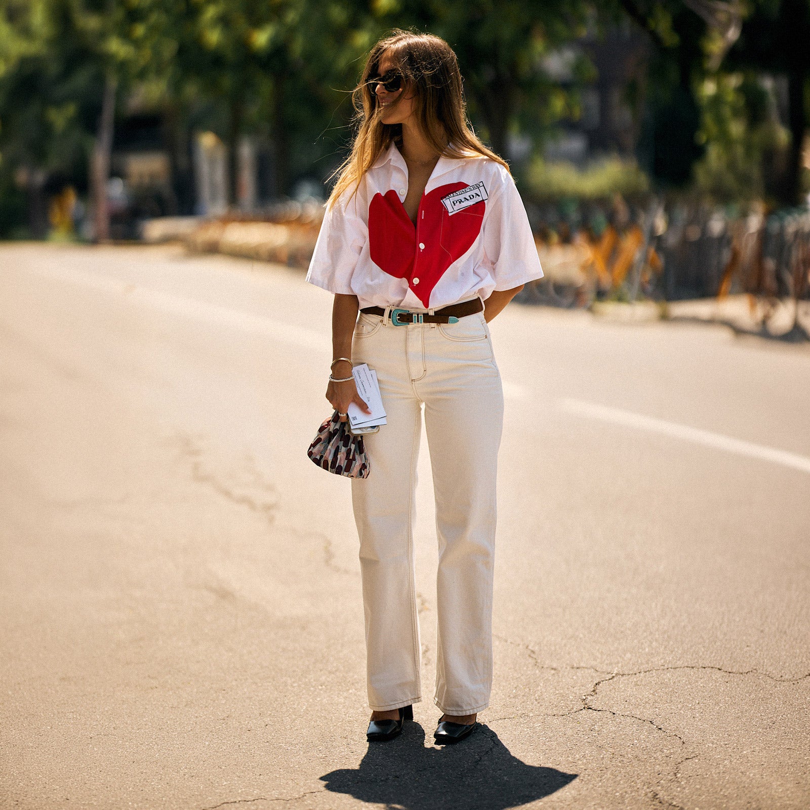 07_08_WHITE_SHIRT_W_THE_ROOSTER_IMG1600x1600_3