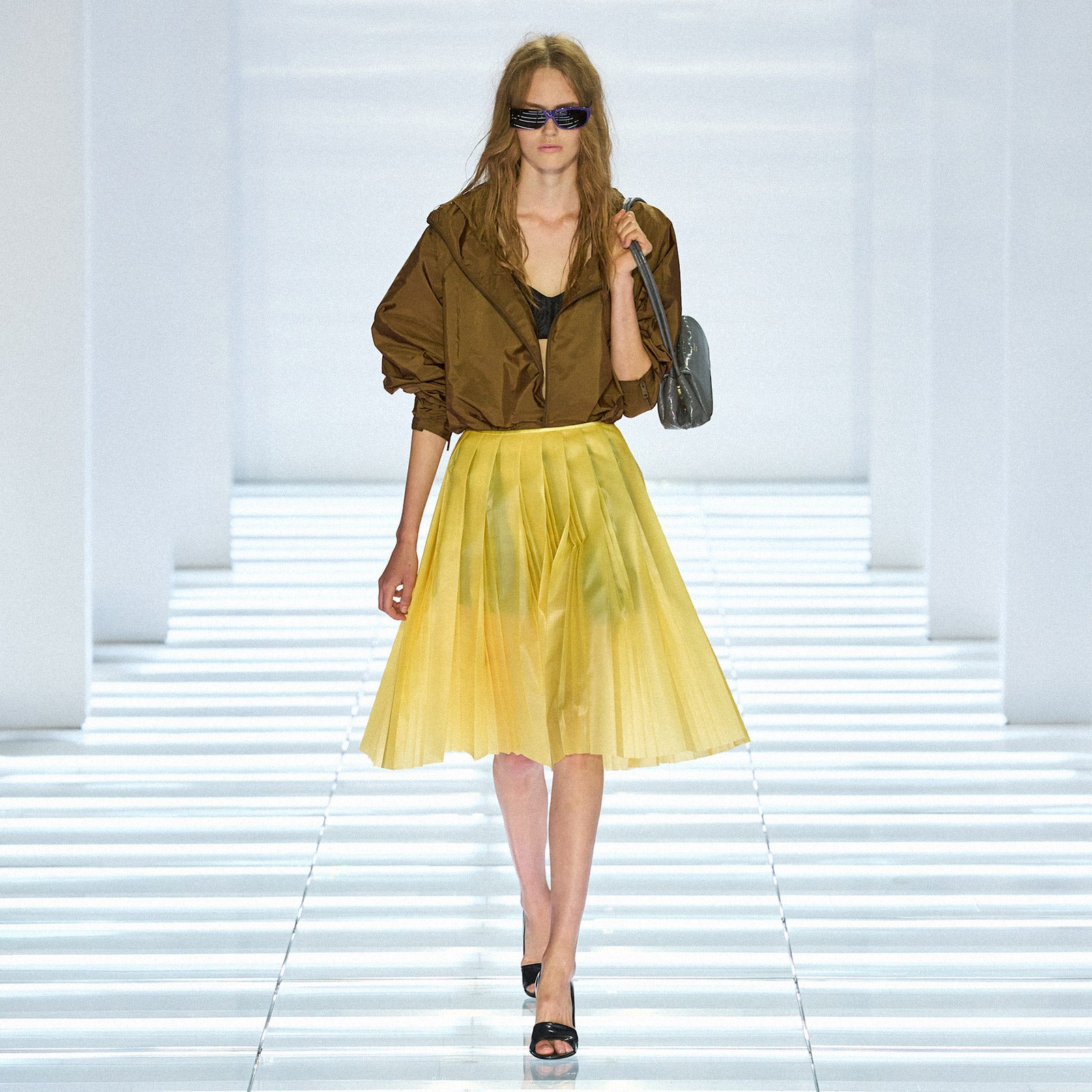 09_29_FASHION_WEEK_SS27_THE_ROOSTER_IMG1600x1600_8