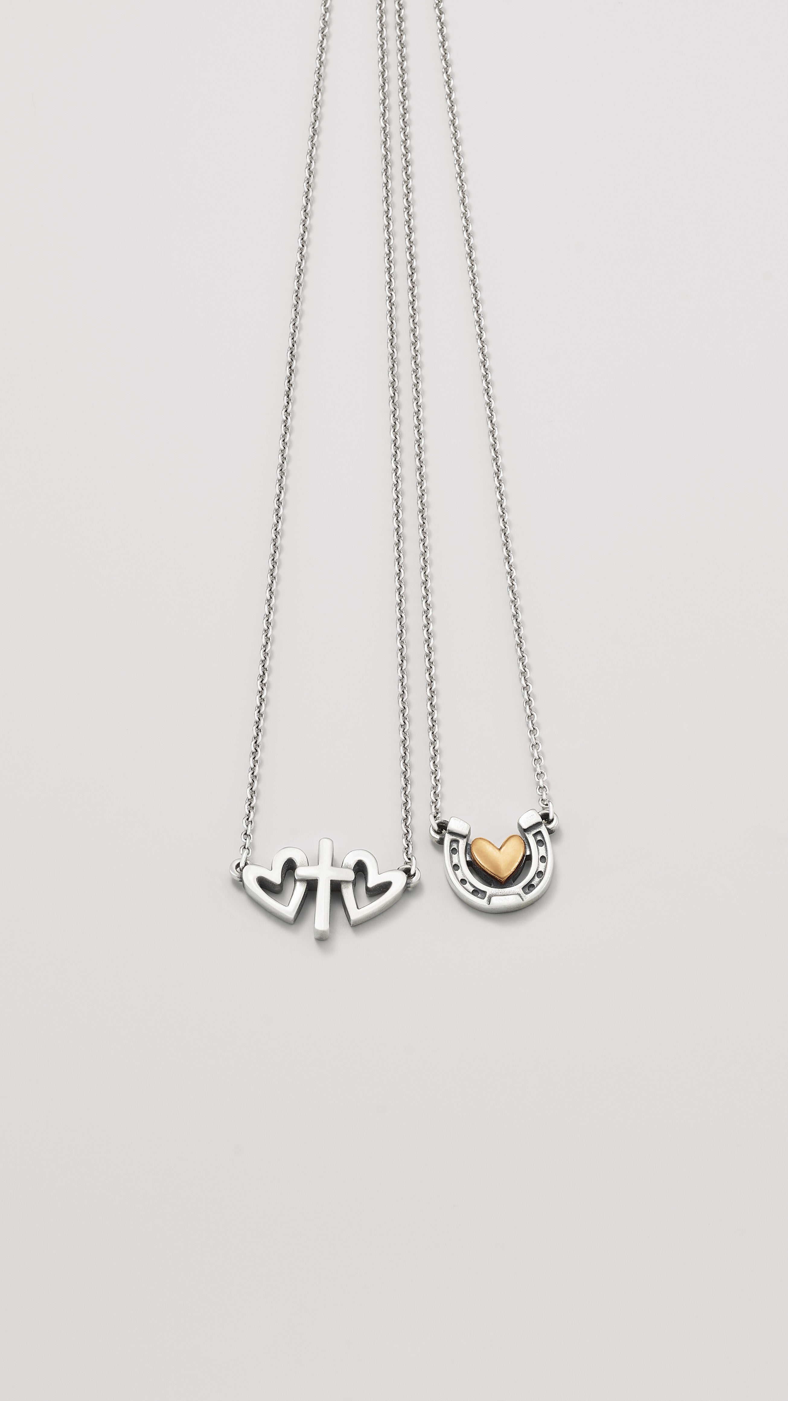 26_HOL_ADO_587_NewDesigns_05
