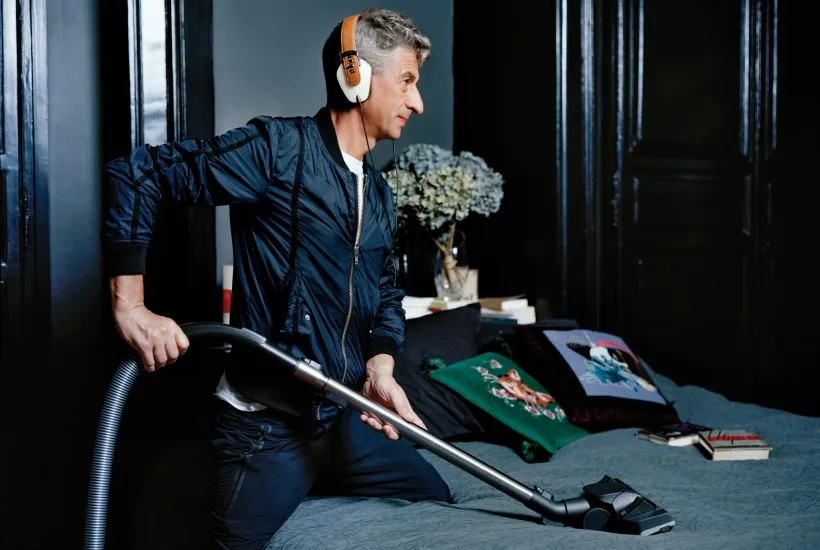 2014_maurizio-cattelan-pryma