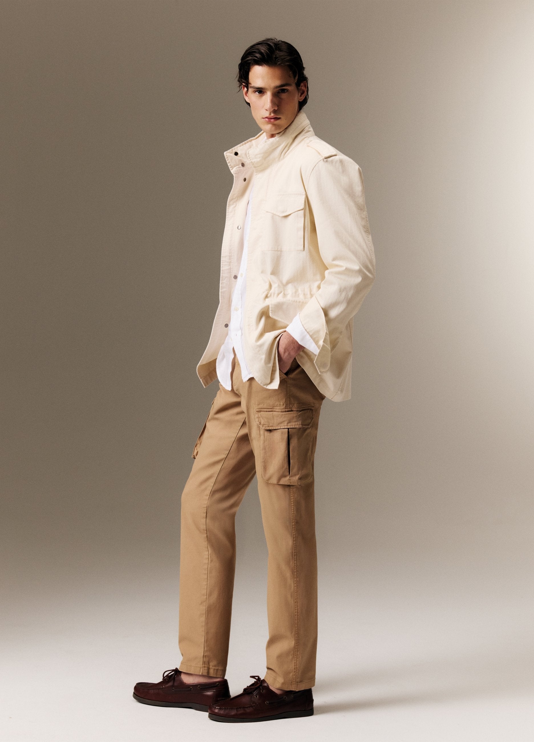 Pantaloni Cargo Beige In Cotone Elasticizzato Slim Fit