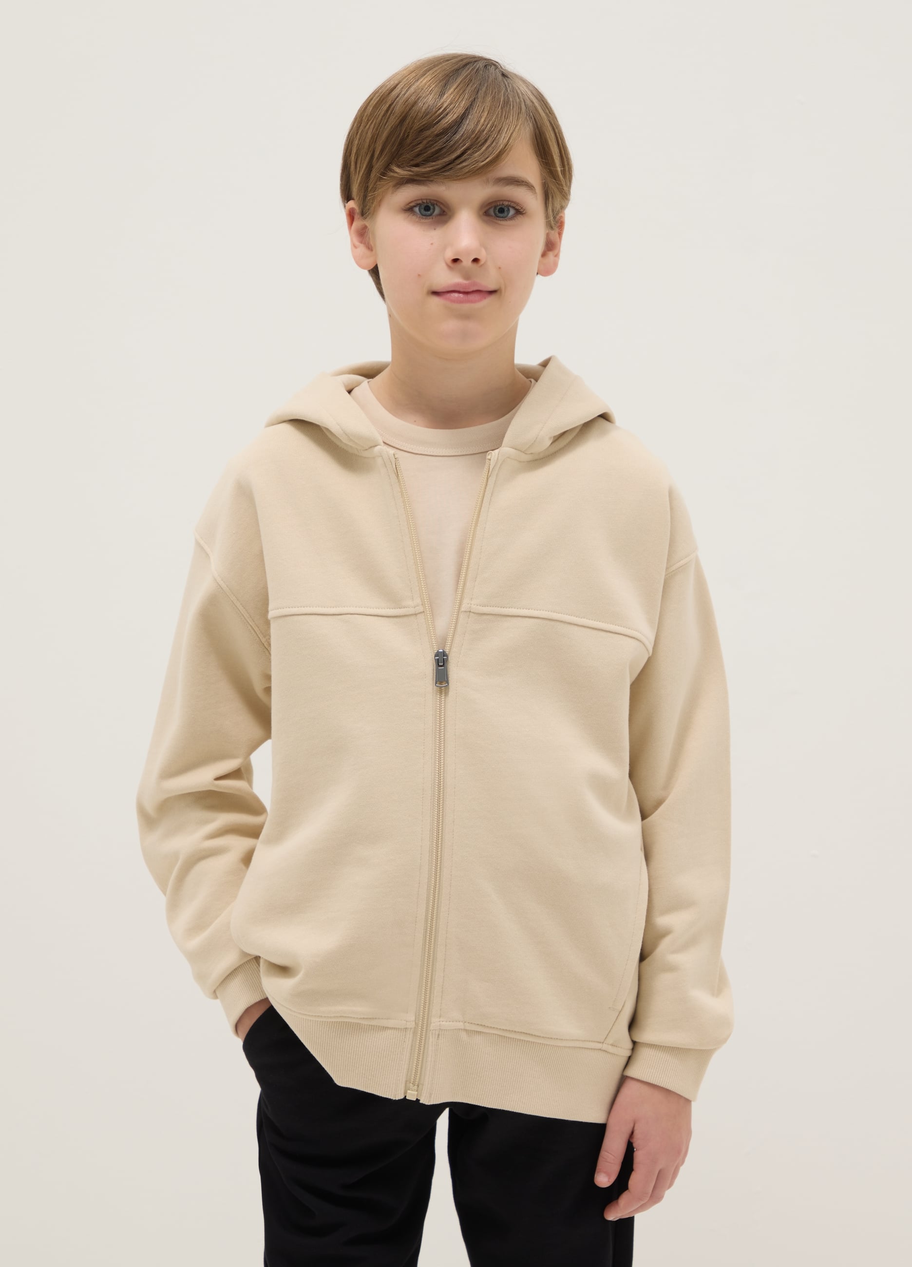 Felpa Beige Per Ragazzo In Puro Cotone Vestibilità Over Con Cappuccio E Zip