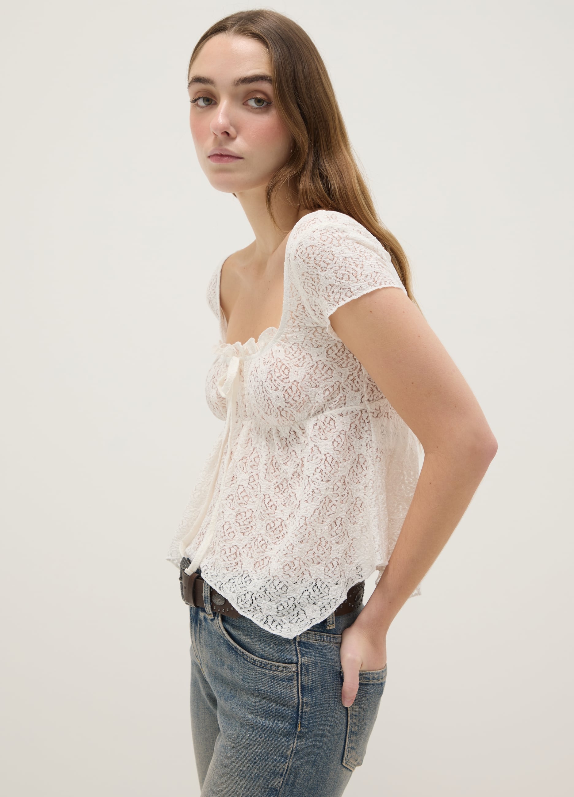 T-shirt In Pizzo Bianca Regular Fit Con Fiocco