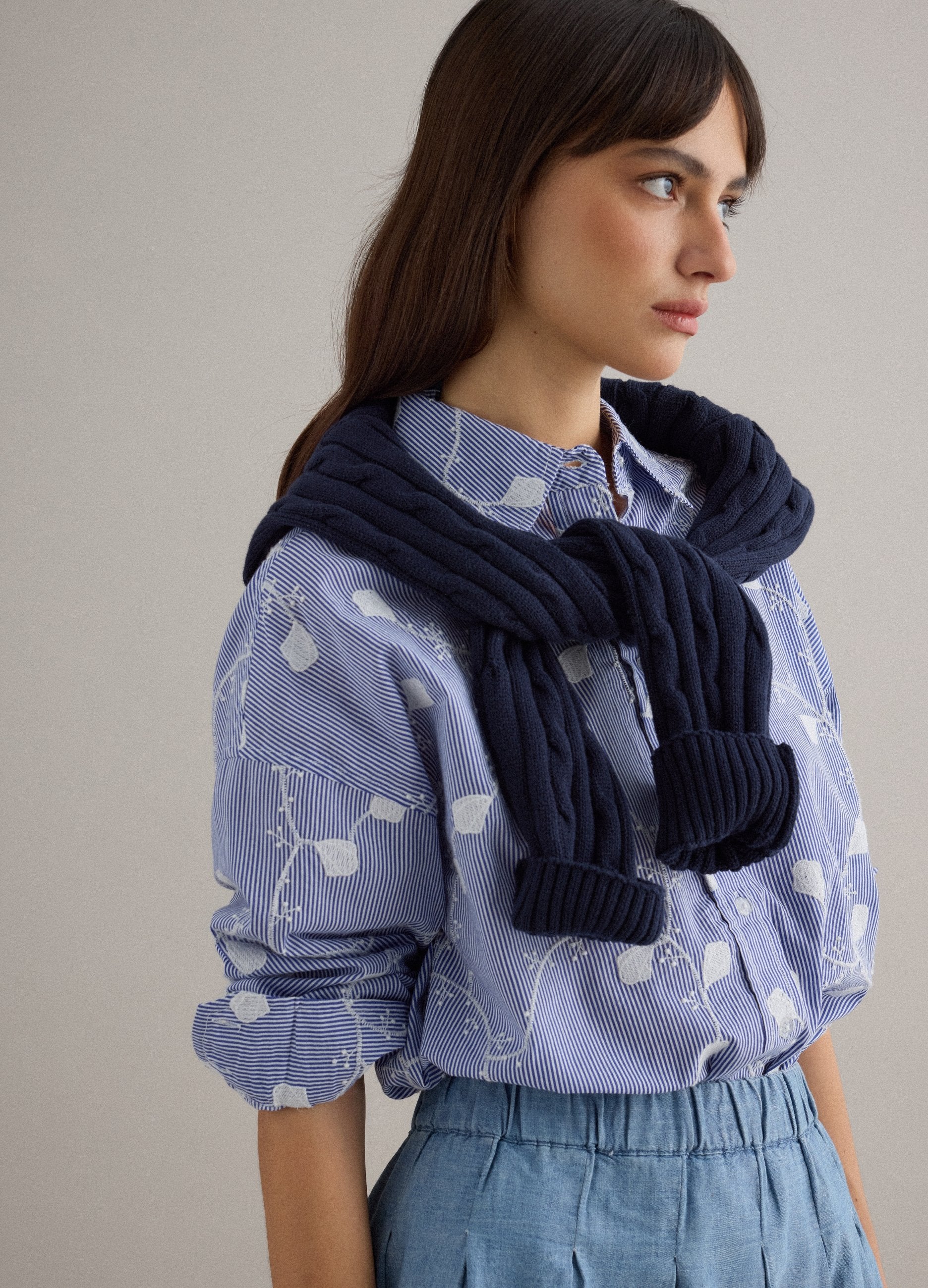 Camicia In Puro Cotone Azzurra Regular Fit Con Motivo Floreale