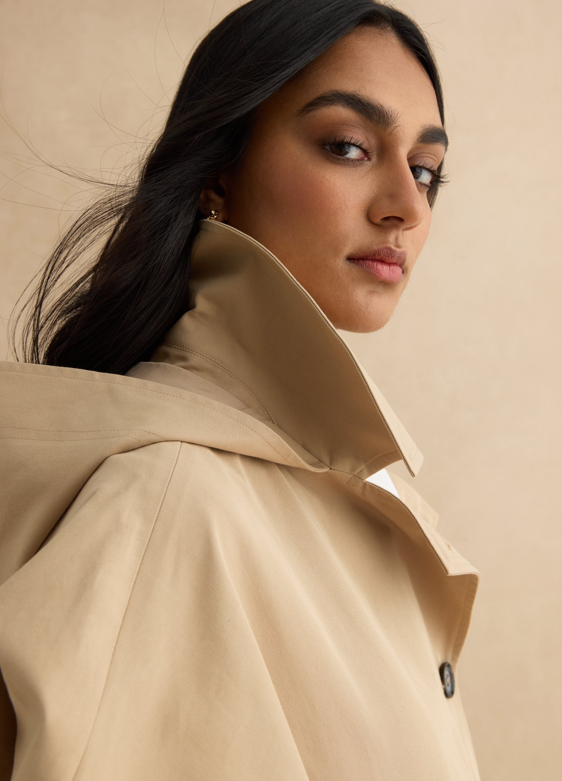 Trench Corto In Misto Cotone Beige Regular Fit Con Cappuccio