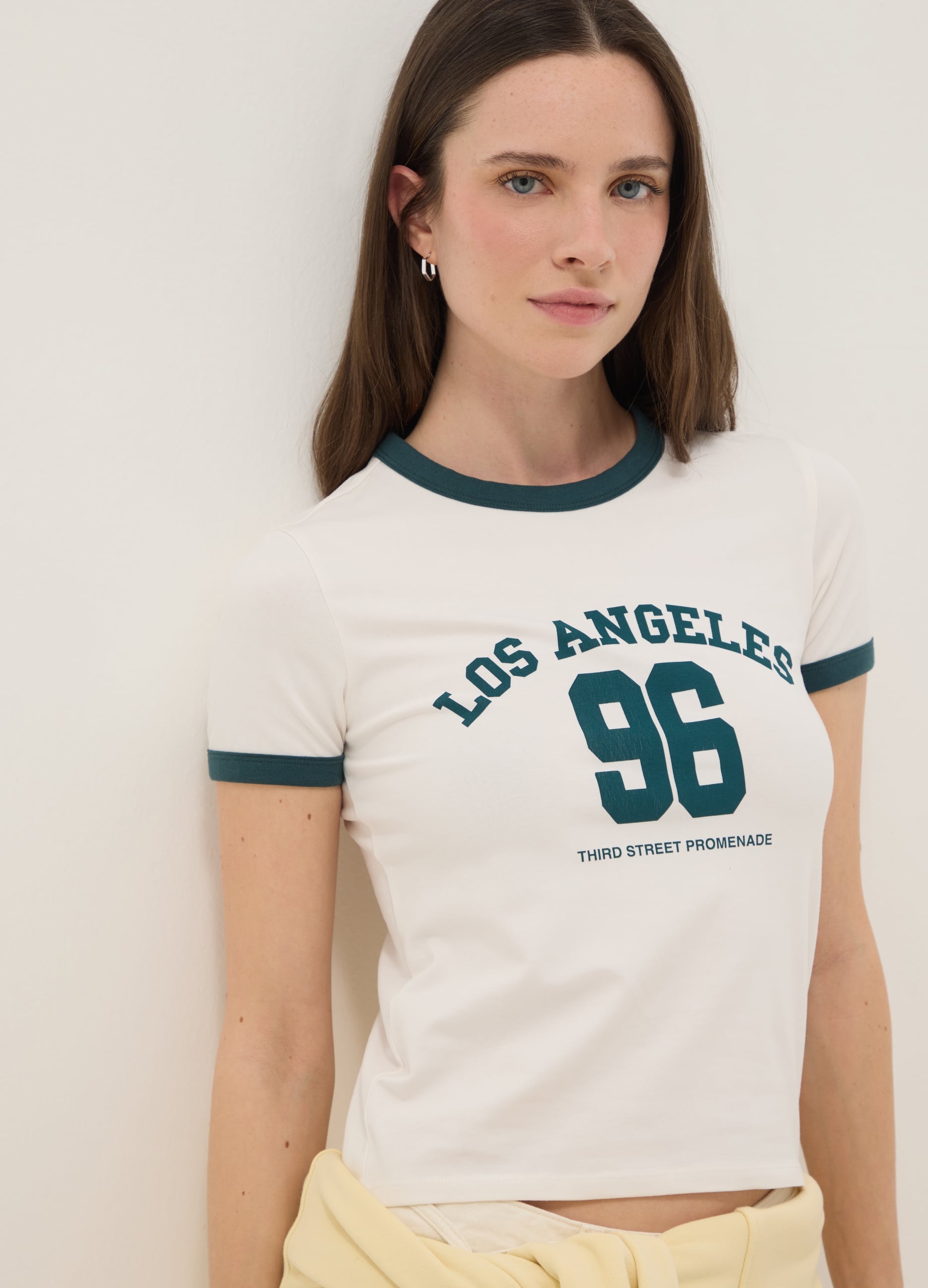 T-shirt In Cotone Elasticizzato Bianca Regular Fit Con Scritta Verde