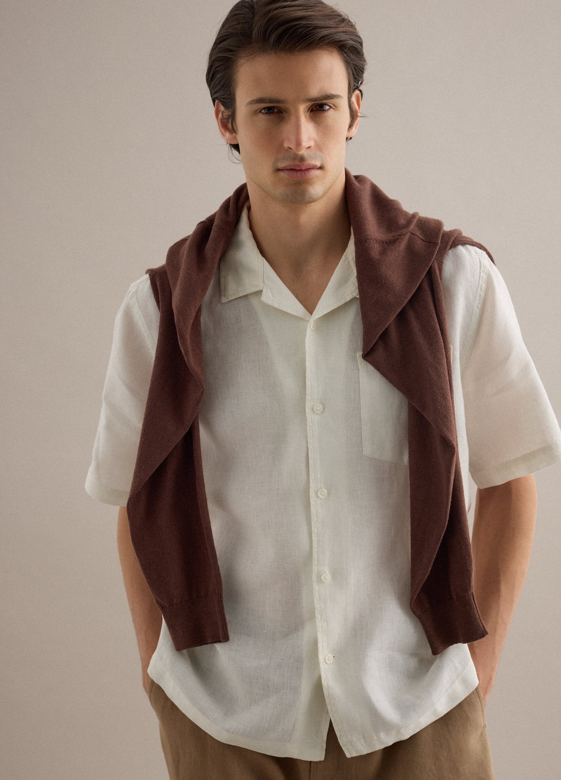 Camicia A Maniche Corte In Puro Lino Bianca Regular Fit