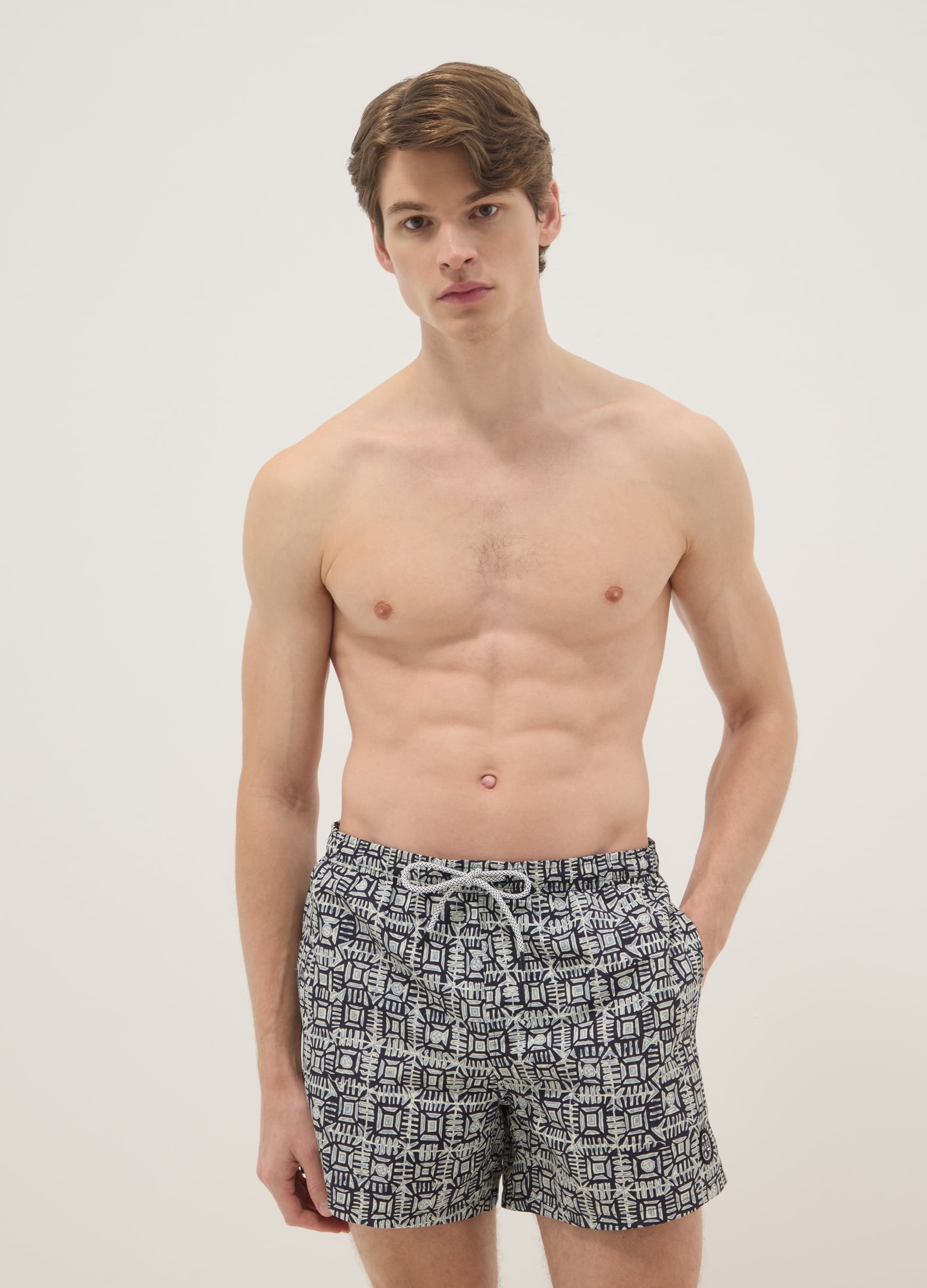 Boxer Da Mare Con Fantasia Geometrica Multicolor