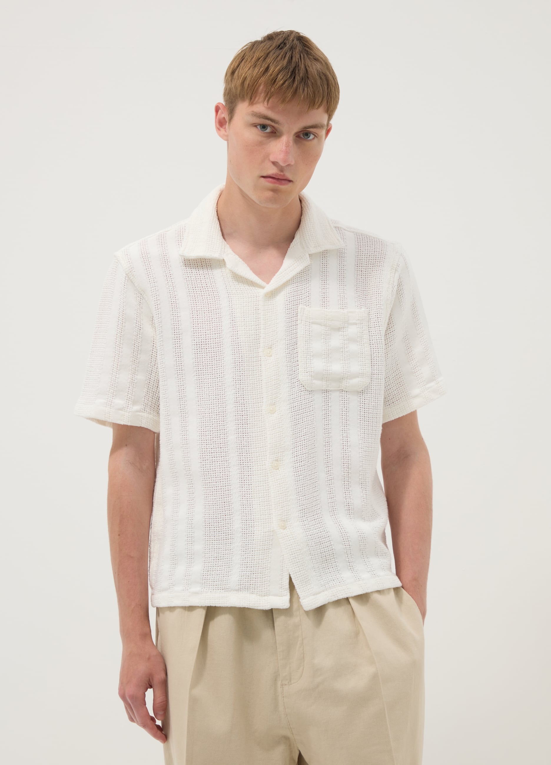 Camicia Bianca In Puro Cotone A Maniche Corte