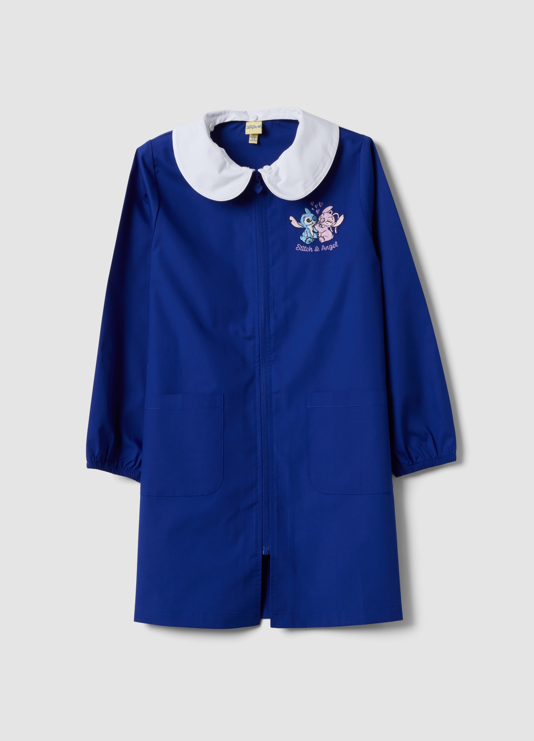 Grembiule Da Scuola Blu Con Colletto Bianco E Ricamo Stitch Per Bambina
