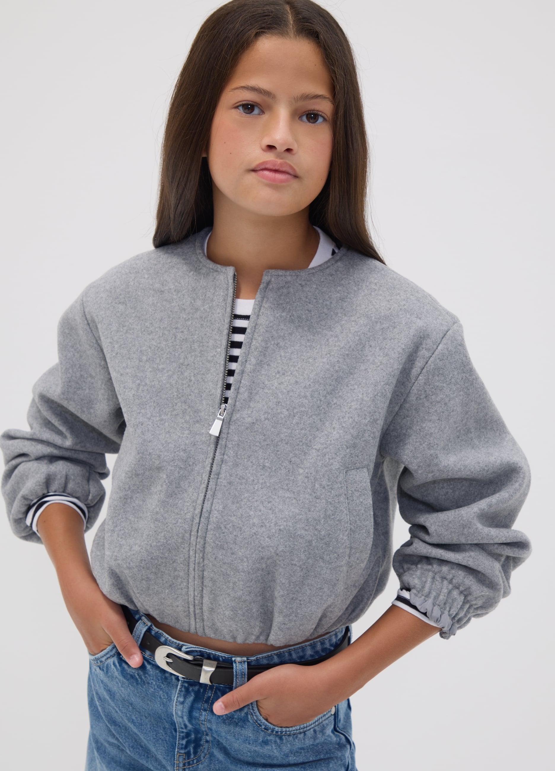 Giacca Grigia Regular Fit Con Zip Per Ragazza
