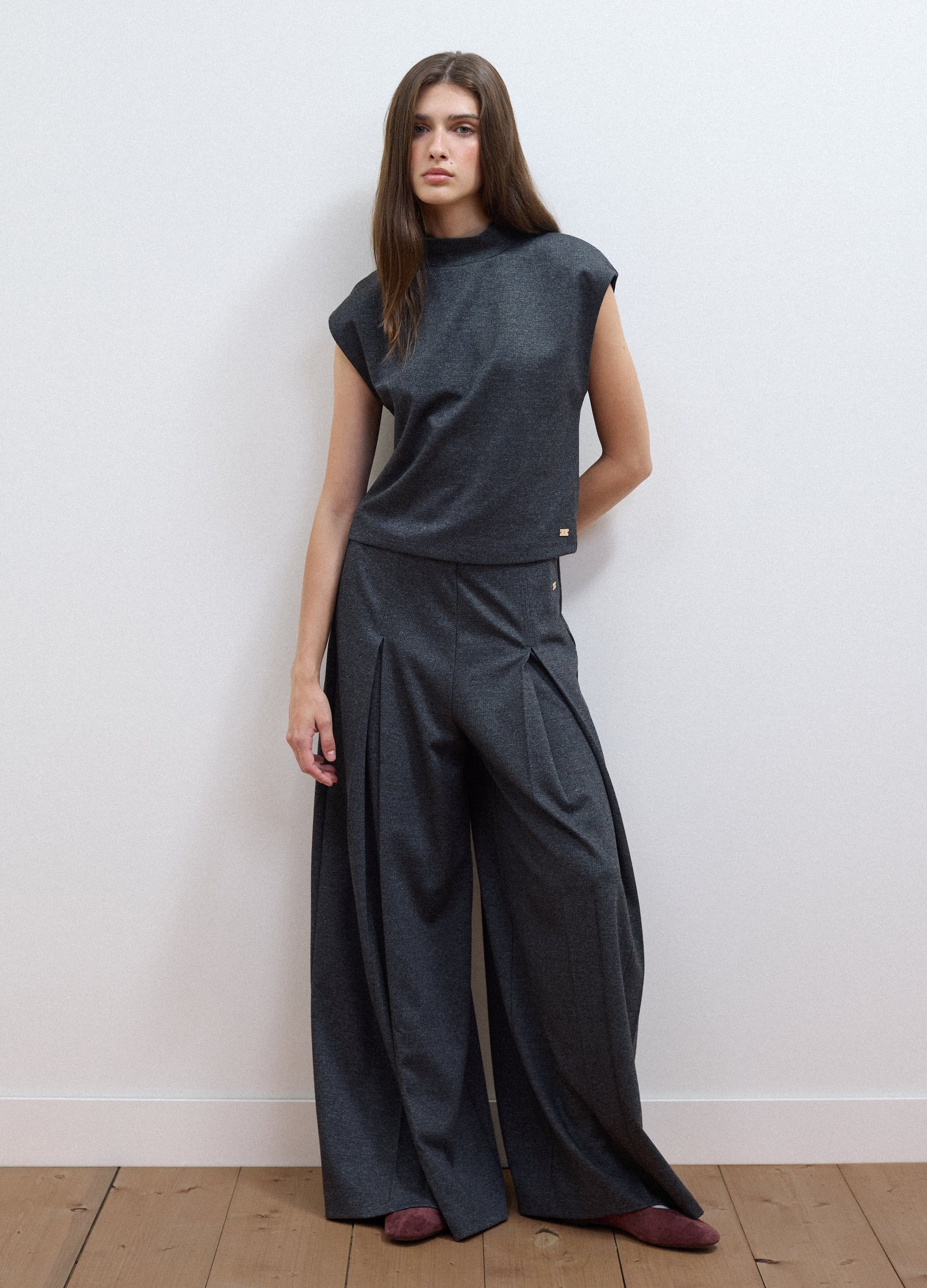 Pantaloni Formali Grigi In Viscosa Elasticizzata Baggy Fit