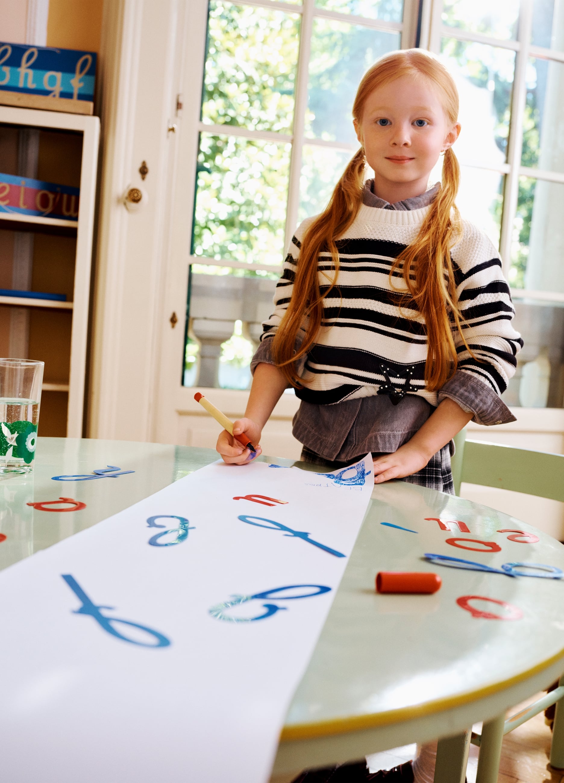 Maglia Bianca In Misto Cotone A Righe Con Girocollo Per Bambina