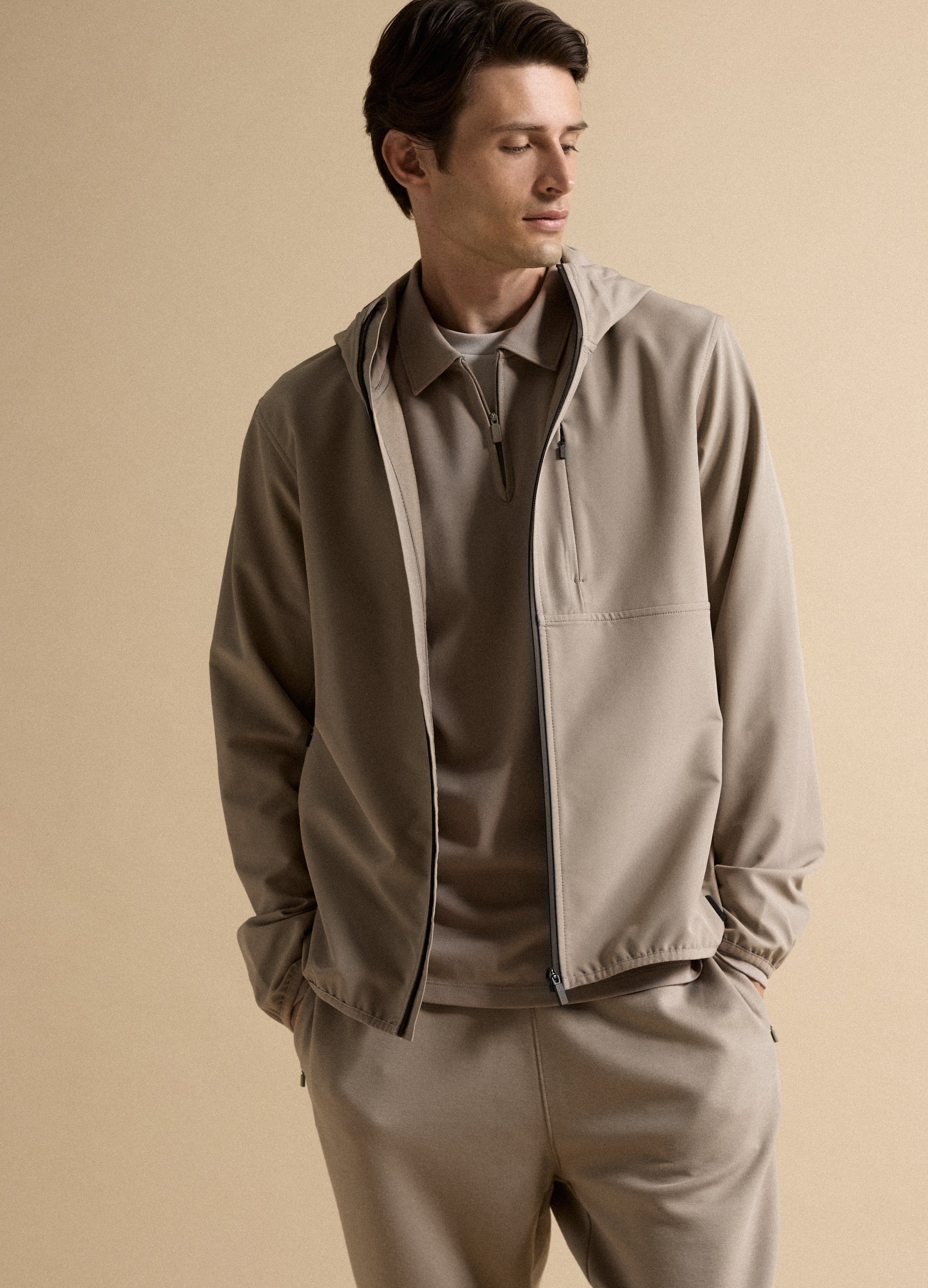 Giacca Beige Con Cappuccio In Tessuto Elasticizzato Regular Fit