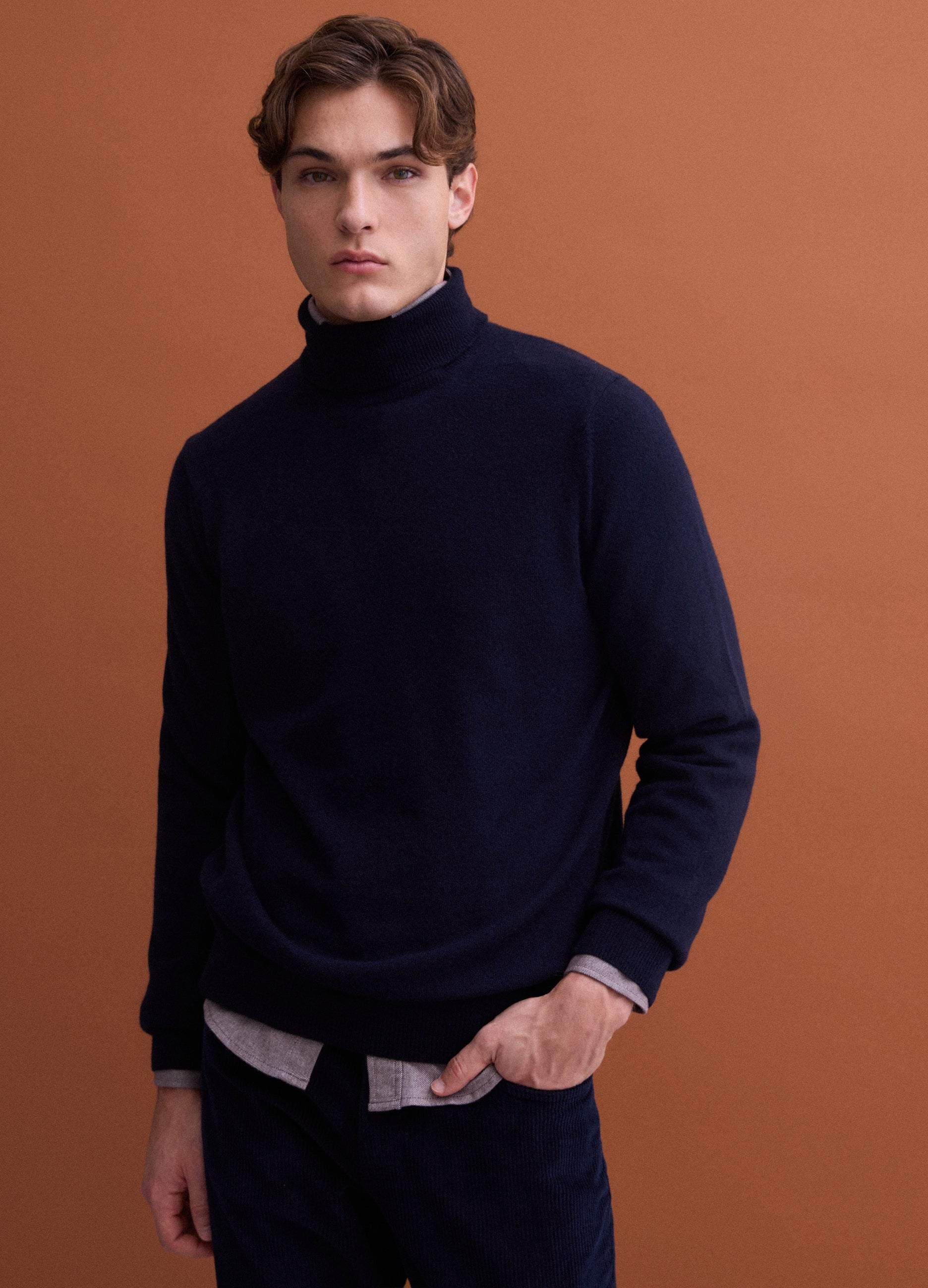 Maglia Blu Navy Dolcevita In Pura Lana Di Agnello
