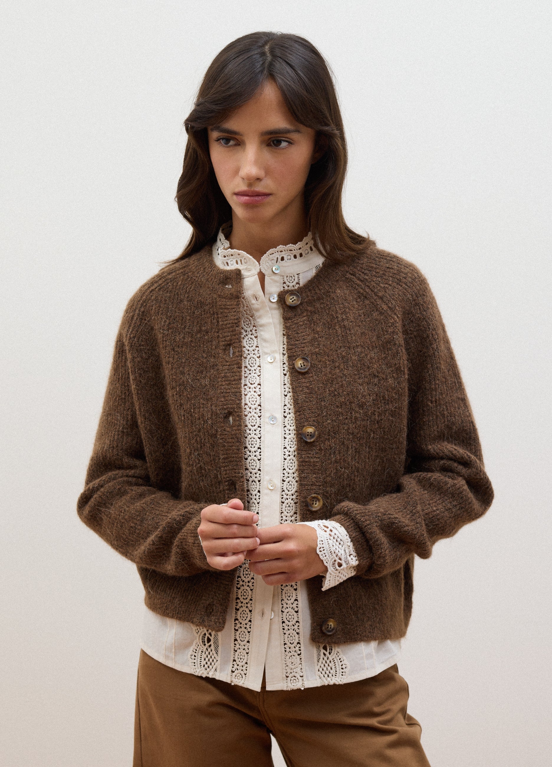 Cardigan Marrone In Lana E Alpaca Elasticizzato Girocollo