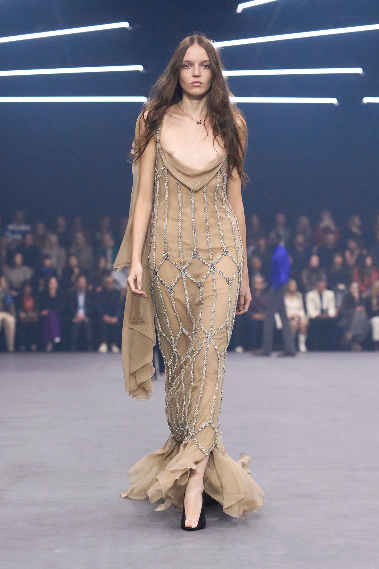 VALENTINO sfilata collezione Primavera/Estate 2026 133 68e39008bdacca39e633973f