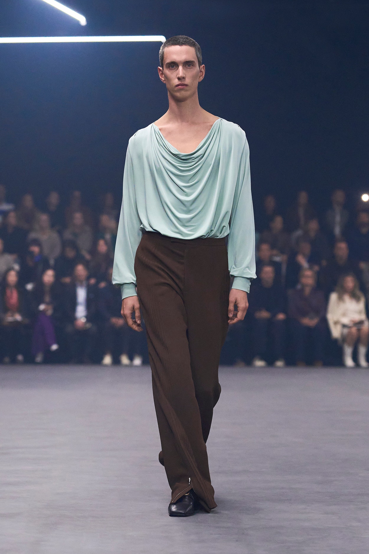 VALENTINO sfilata collezione Primavera/Estate 2026 169 68e3900d3b5be70158d80177