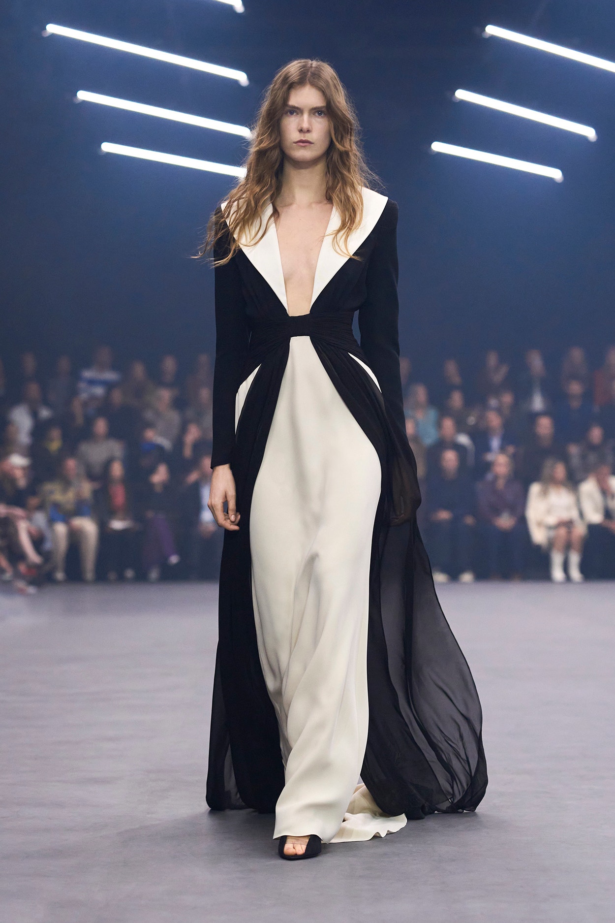 VALENTINO sfilata collezione Primavera/Estate 2026 194 68e390113b5be70158d801c5