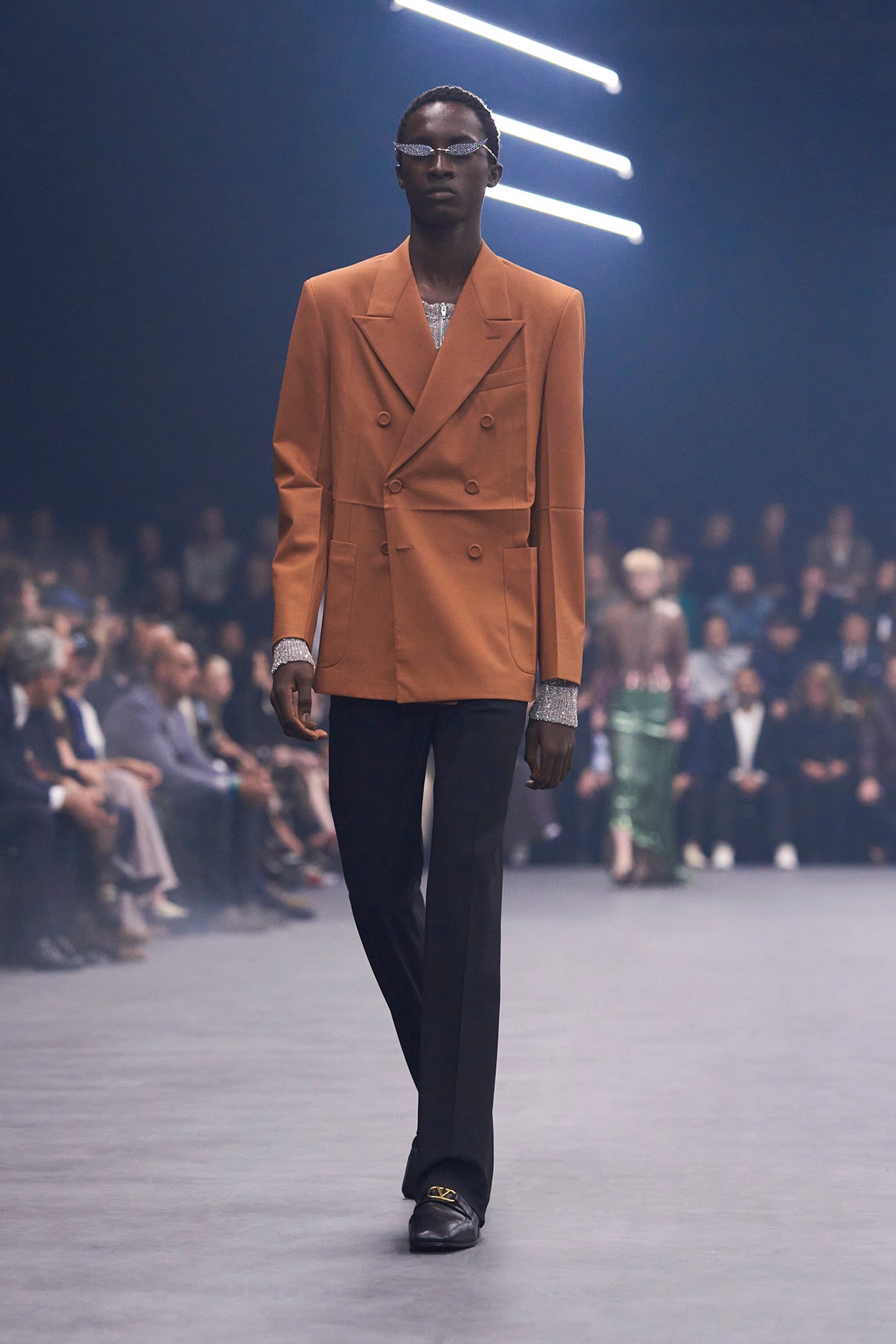 VALENTINO sfilata collezione Primavera/Estate 2026 196 68e39011e587c1b67b4088ff